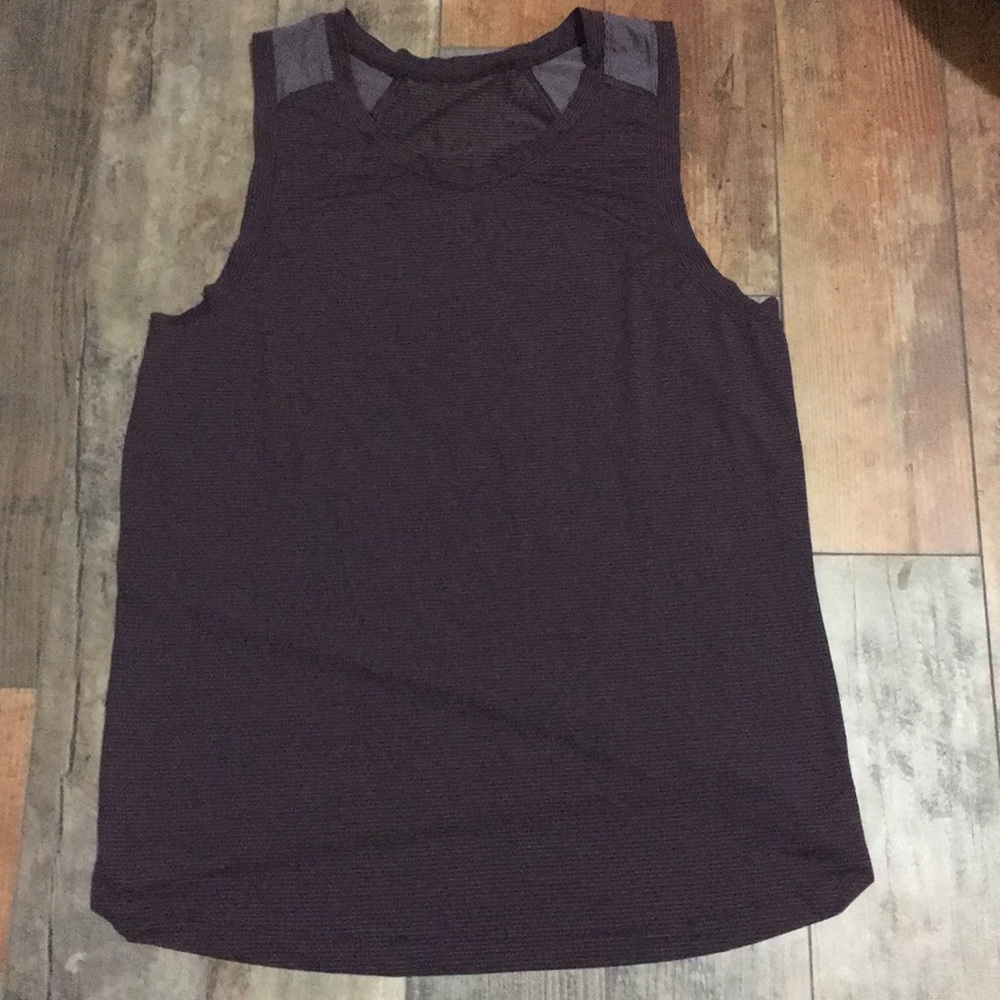 Lululemon Metal Vent tech tank top Size M